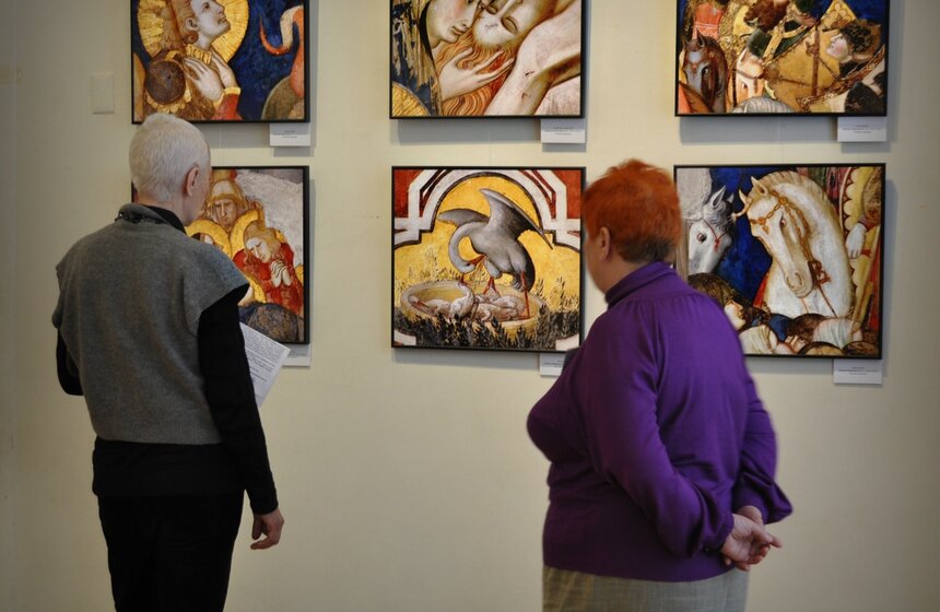 12 апреля в столице открылась фотовыставка "Лик и слово" 3 фото