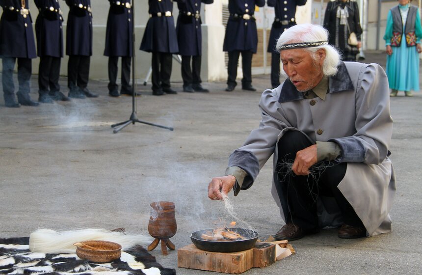 Выставка искусства народа саха открылась в музее Востока 8 фото