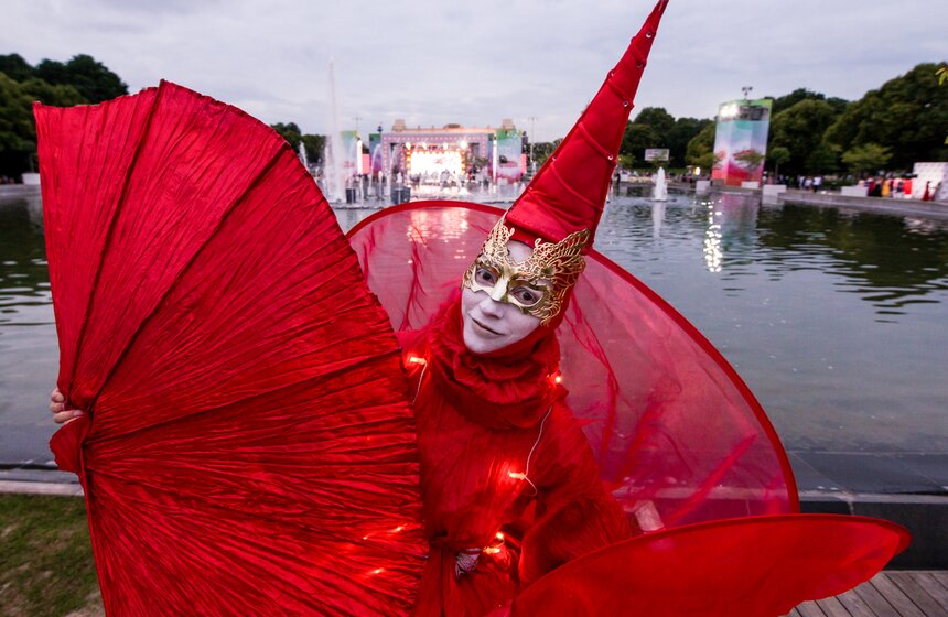 Как прошел "Московский выпускной – 2016" 13 фото