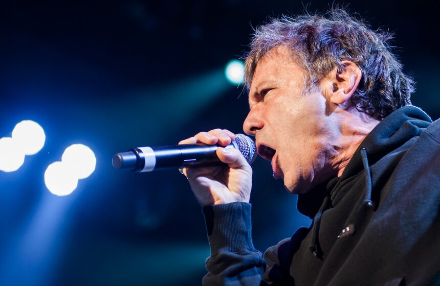 Концерт Iron Maiden в "Олимпийском" 4 фото