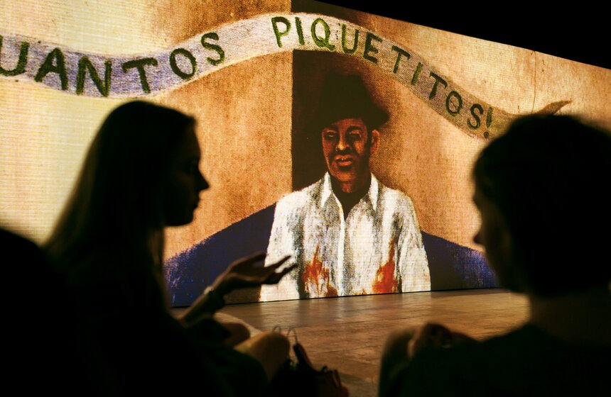 Выставка "Фрида Кало. Ожившие полотна" 22 фото