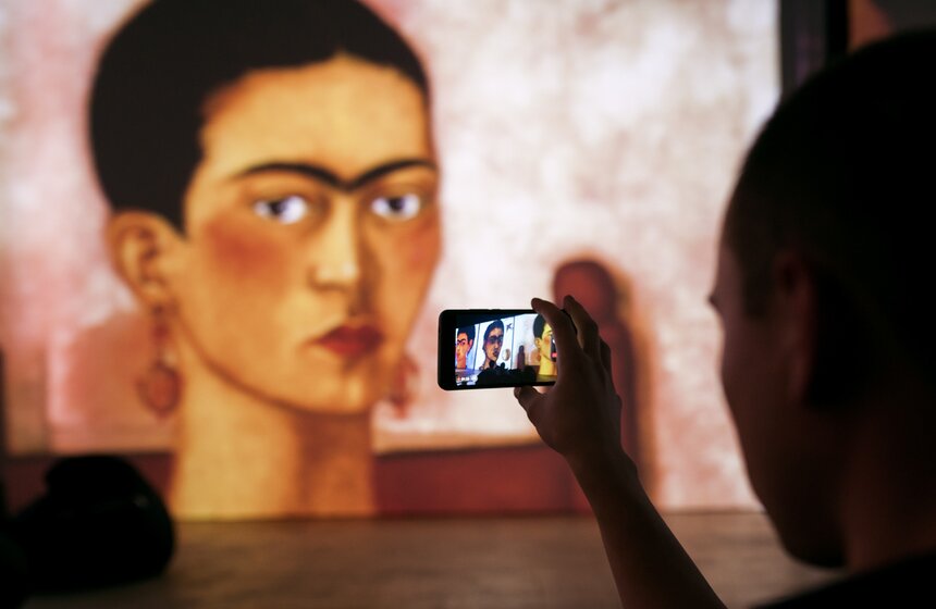 Выставка "Фрида Кало. Ожившие полотна" 20 фото