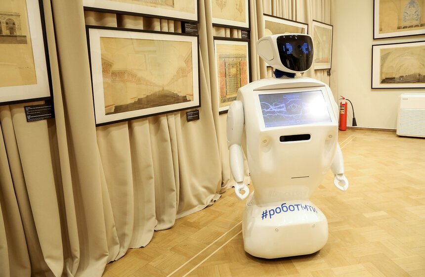 Экскурсия с участием робота-экскурсовода в Музее архитектуры 18 фото