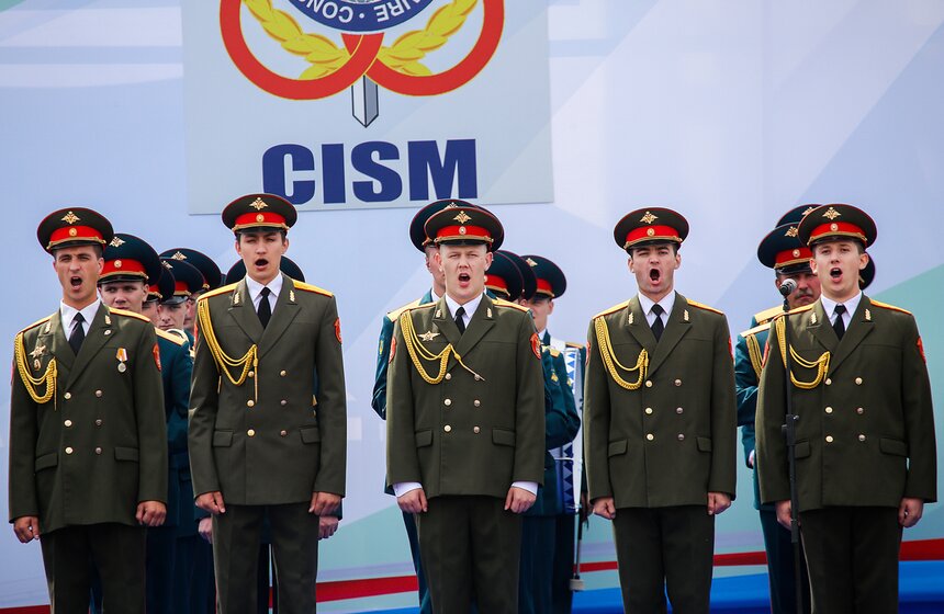 Чемпионат мира по парашютному спорту в парке "Патриот" 10 фото