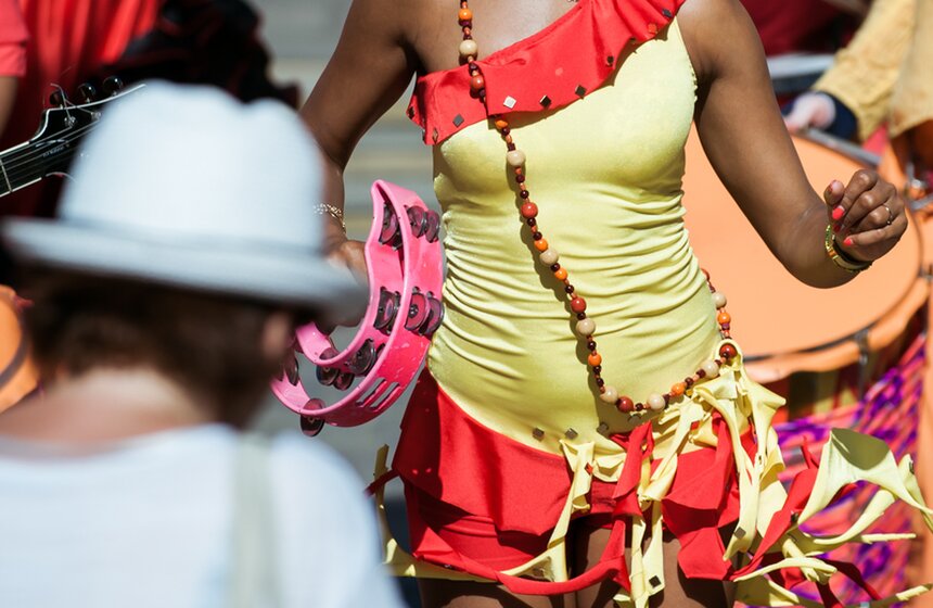 Большой испанский карнавал в Столешниковом переулке 22 фото