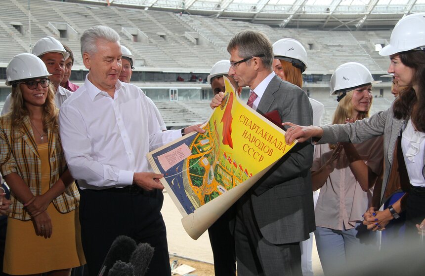 Мэр поздравил москвичей с 60-летием "Лужников" 13 фото