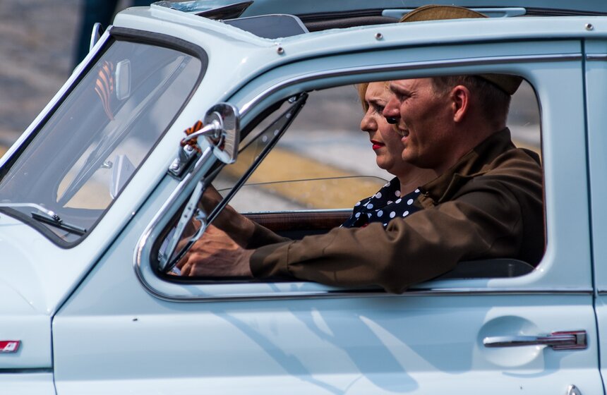 В Москве состоялось ралли раритетных ретромашин 18 фото