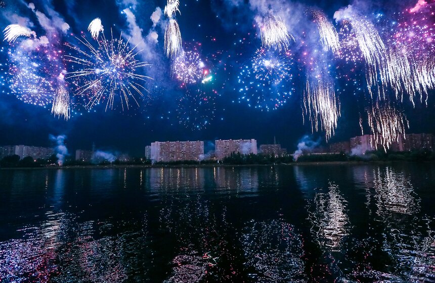 В Москве завершился фестиваль фейерверков "Ростех" 26 фото