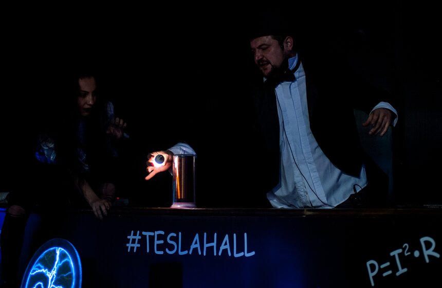 Юбилей Николы Теслы отметили в Tesla-Hall 16 фото