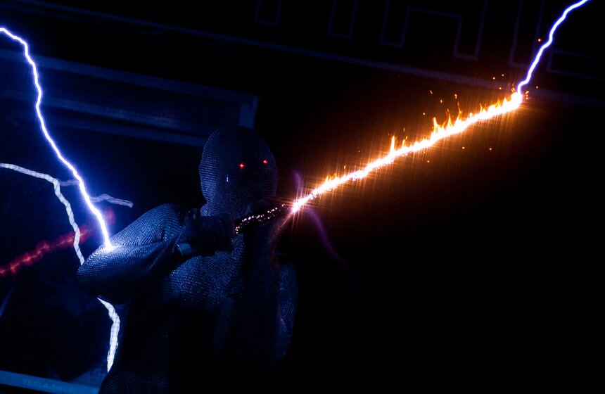 Юбилей Николы Теслы отметили в Tesla-Hall 19 фото