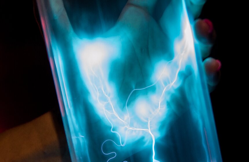 Юбилей Николы Теслы отметили в Tesla-Hall 1 фото