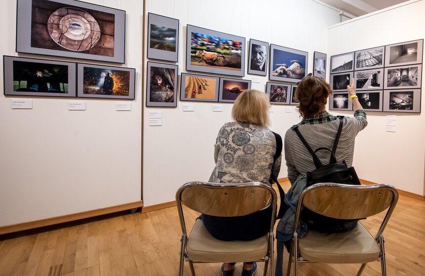 Выставка "Российская неделя фотографии" 17 фото