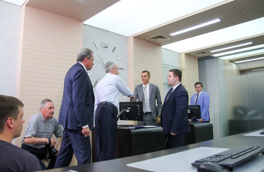 Мэр осмотрел Ситуационный центр департамента здравоохранения 10 фото