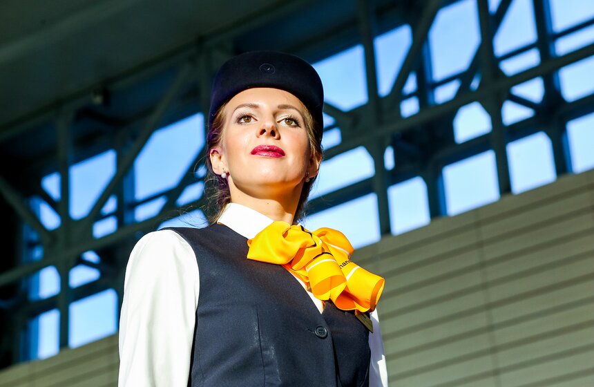 Показ авиационной моды в Домодедово 19 фото