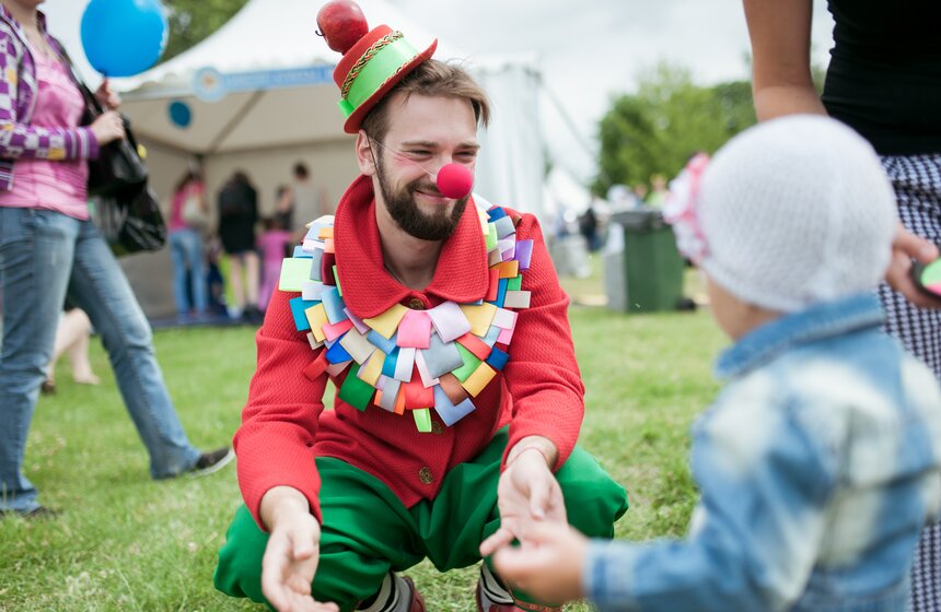 В парке "Царицыно" отпраздновали День семьи, любви и верности 16 фото