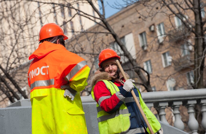 Как столичные фонтаны готовят к летнему сезону 11 фото