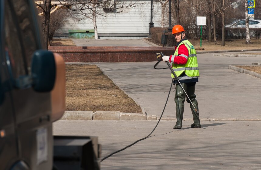 Как столичные фонтаны готовят к летнему сезону 10 фото