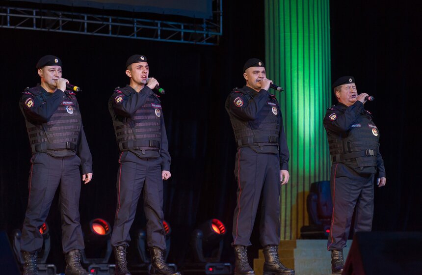 В ГКЦЗ "Россия" прошел концерт "Московская полиция – москвичам!" 36 фото