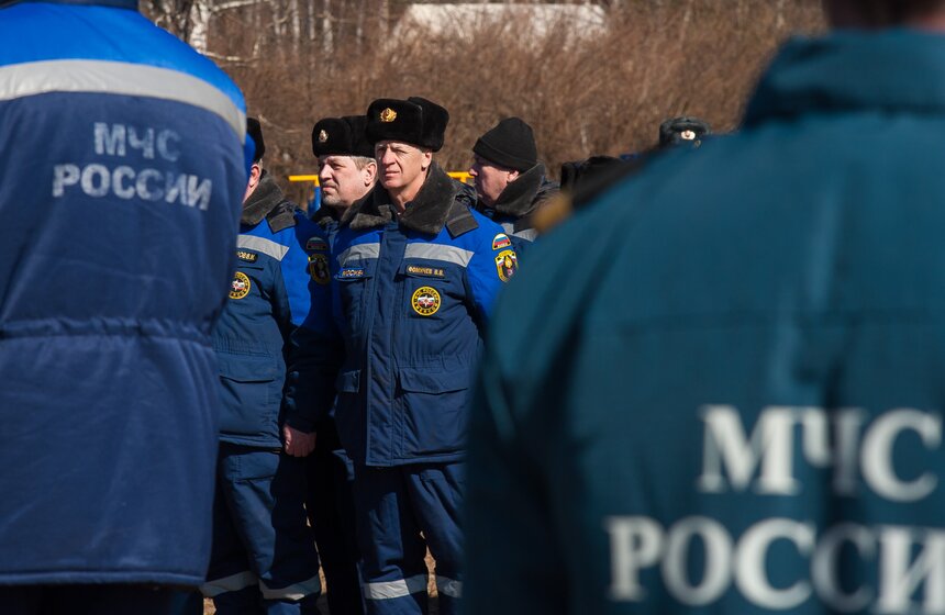 Как водолазы готовят дно городских водоемов к летнему сезону 2 фото