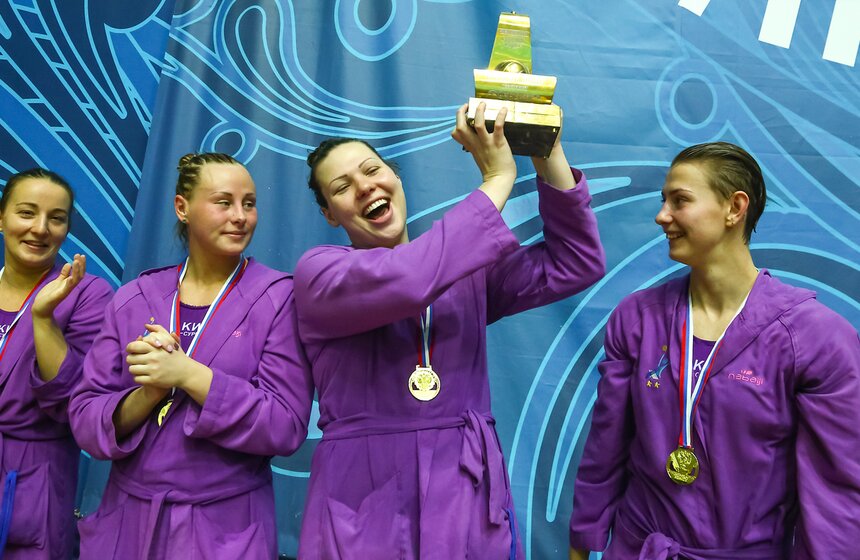 Финал чемпионата России среди женских команд по водному поло 38 фото