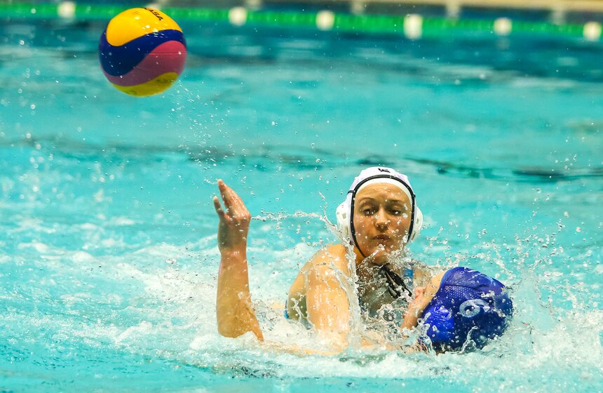 Финал чемпионата России среди женских команд по водному поло 24 фото