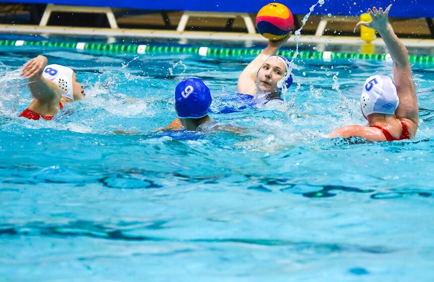 Финал чемпионата России среди женских команд по водному поло 13 фото