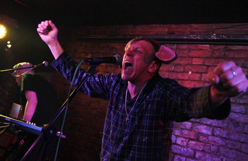 В столице выступила питерская андеграунд-группа "НОМ" 16 фото