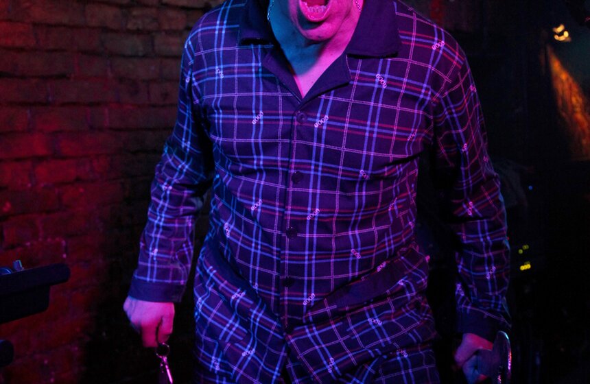 В столице выступила питерская андеграунд-группа "НОМ" 12 фото