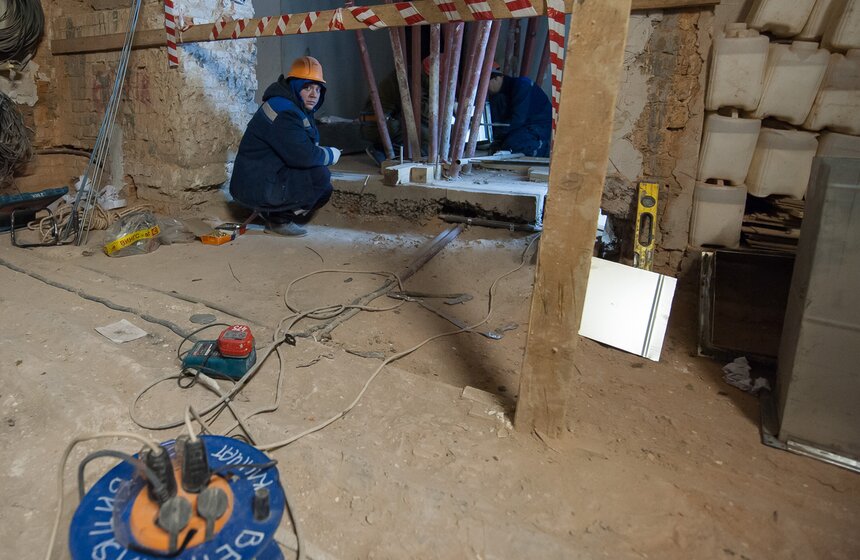 Владимир Мединский проверил ход реконструкции Малого театра 14 фото