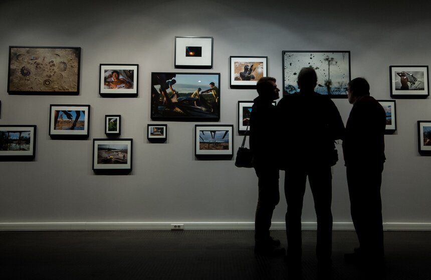 Мультимедиа Арт Музей представил выставку о золотодобытчиках 8 фото