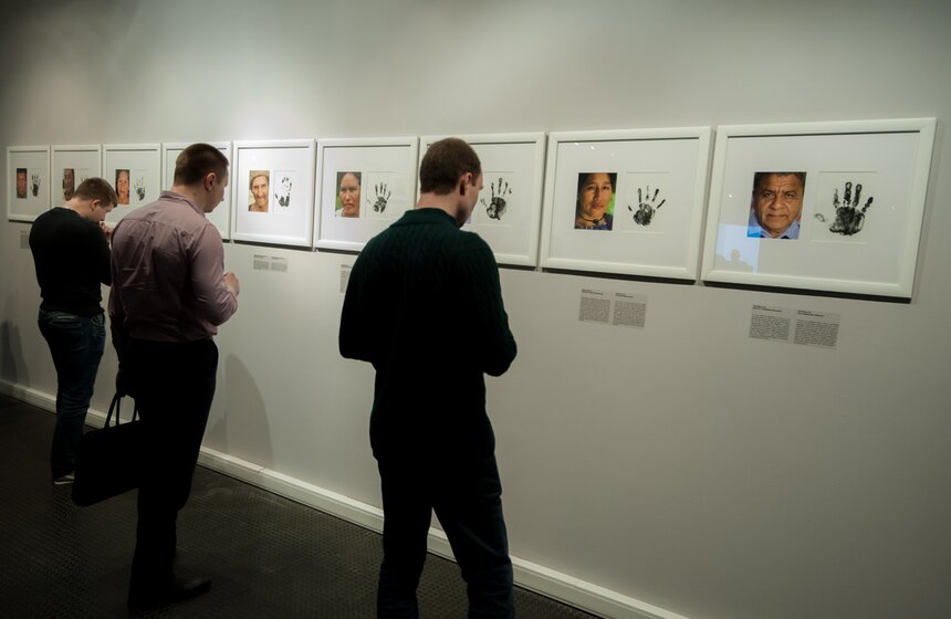 Мультимедиа Арт Музей представил выставку о золотодобытчиках 6 фото