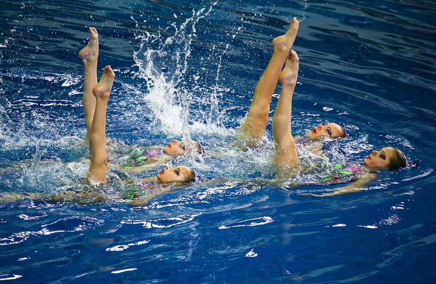 Чемпионат Москвы по синхронному плаванию завершился 2 апреля 12 фото