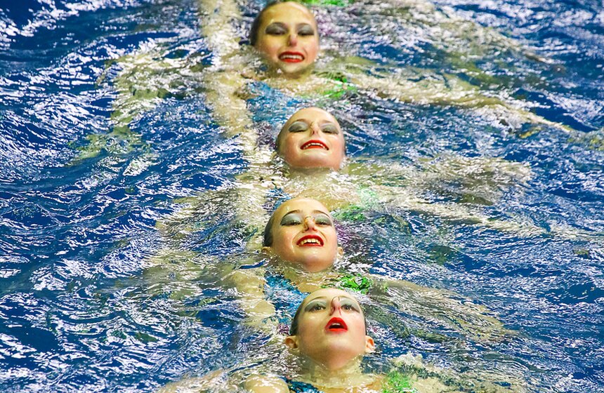 Чемпионат Москвы по синхронному плаванию завершился 2 апреля 18 фото