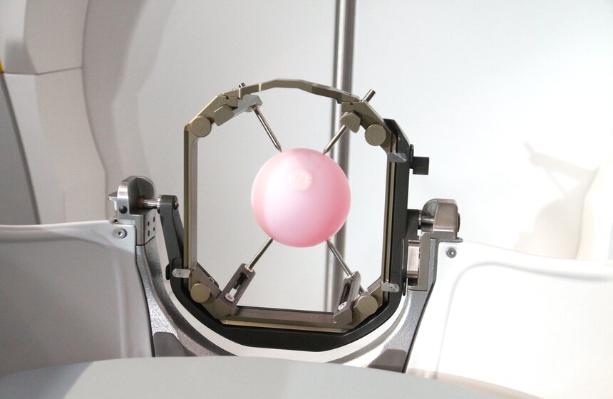 Сергей Собянин посетил Центр радиохирургии НИИ Склифосовского 3 фото