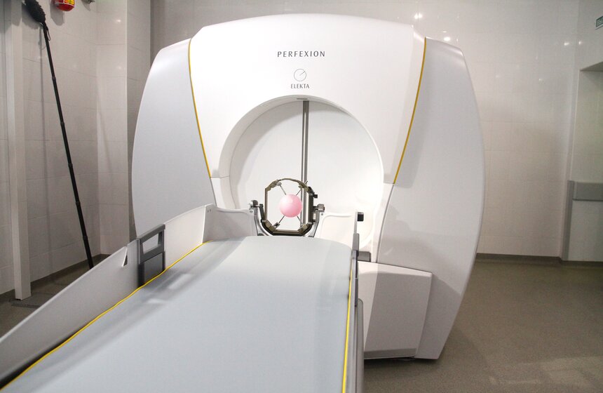 Сергей Собянин посетил Центр радиохирургии НИИ Склифосовского 2 фото