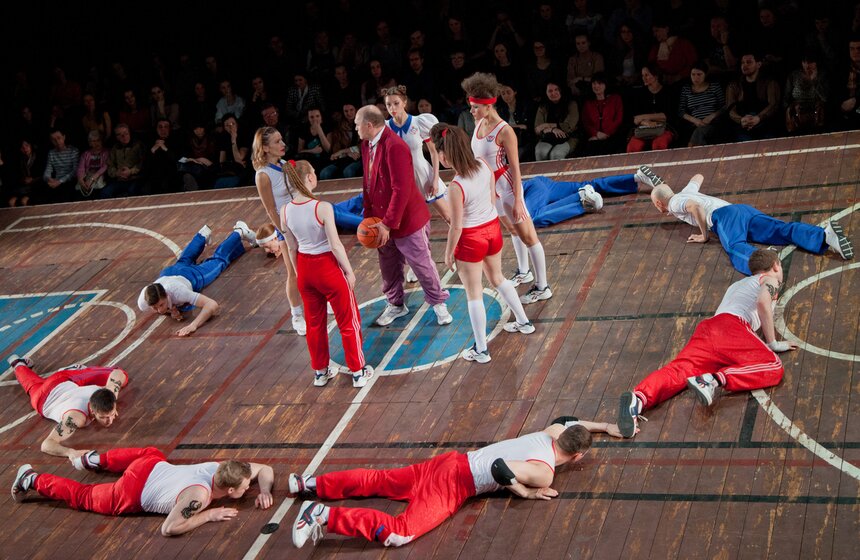 Спектакли "Золотой маски": "Земля" Александринского театра 4 фото