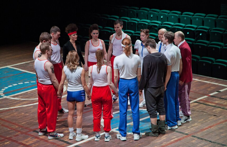 Спектакли "Золотой маски": "Земля" Александринского театра 8 фото