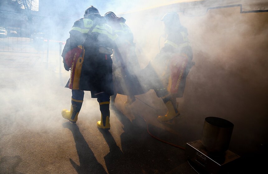 Журналистам показали кузницу добровольных пожарных 19 фото
