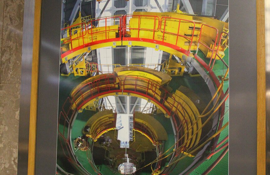 В галерее "Метро" открылась фотовыставка ко Дню космонавтики 16 фото