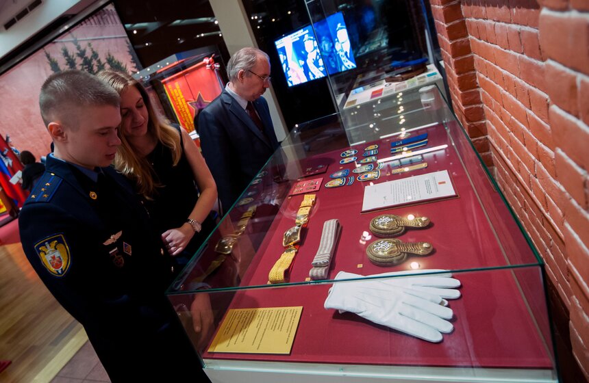 Посвященная Президентскому полку выставка открылась в Москве 18 фото