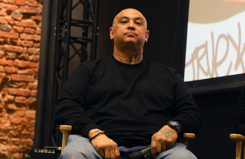 В ДК "Трехгорка" открылась выставка граффити-райтера Cope2 15 фото