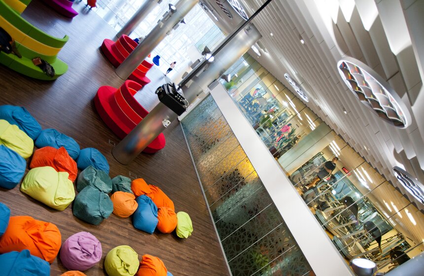 "Одноклассникам" исполнилось 10 лет 26 фото