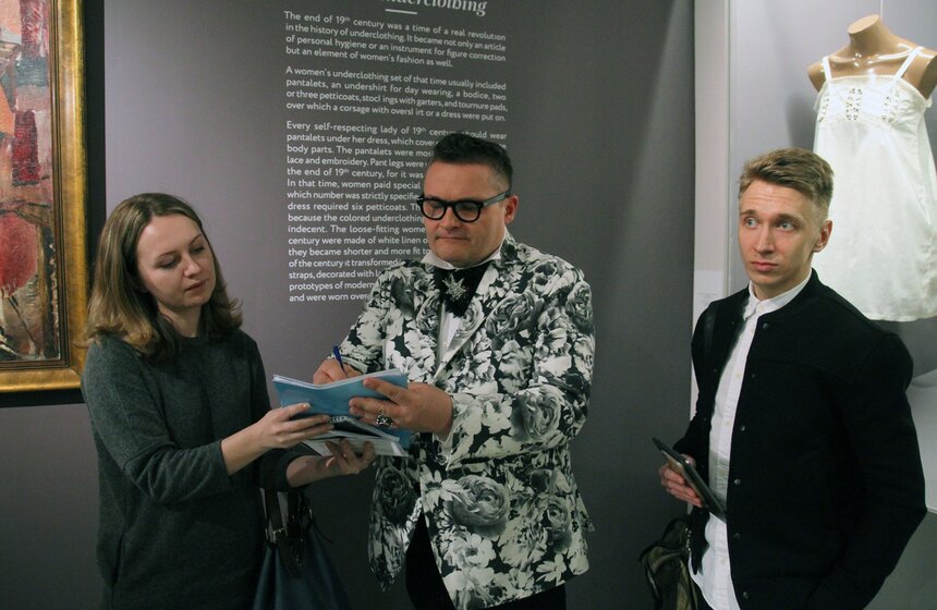 В Москве открылась выставка "Кружево напоказ" 12 фото