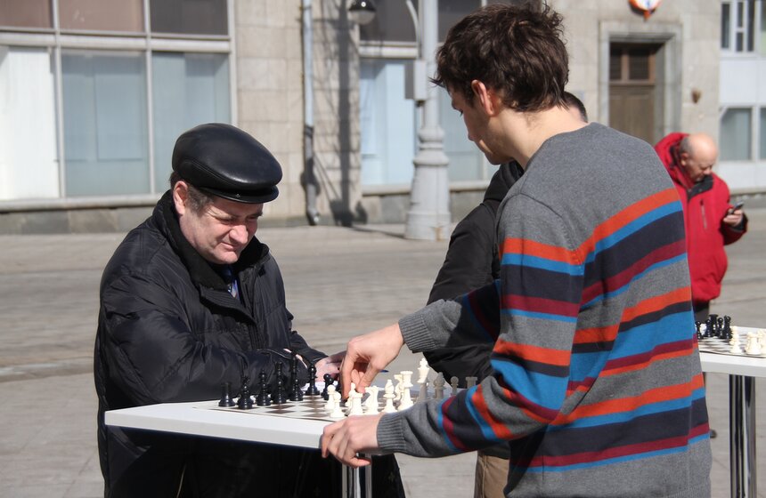 Городской фестиваль шахмат на Тверской площади 8 фото
