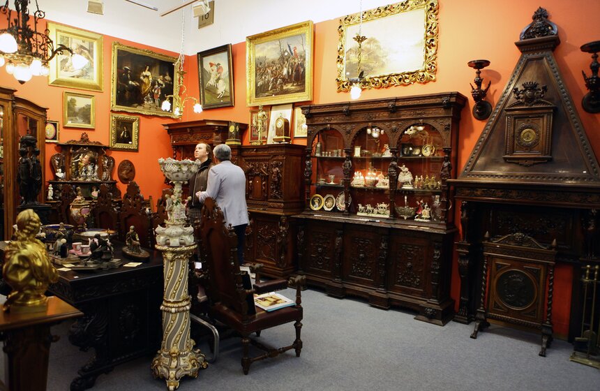 В ЦДХ открылся Российский антикварный салон 11 фото