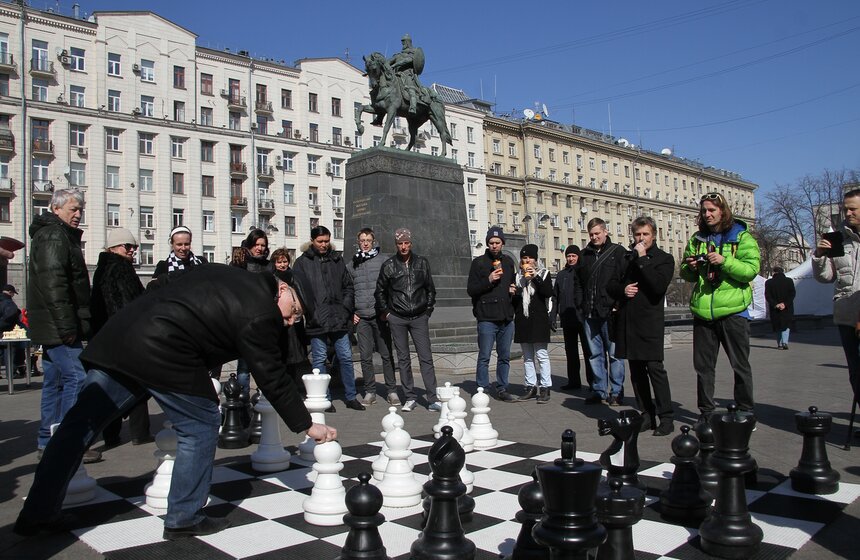 Городской фестиваль шахмат на Тверской площади 23 фото