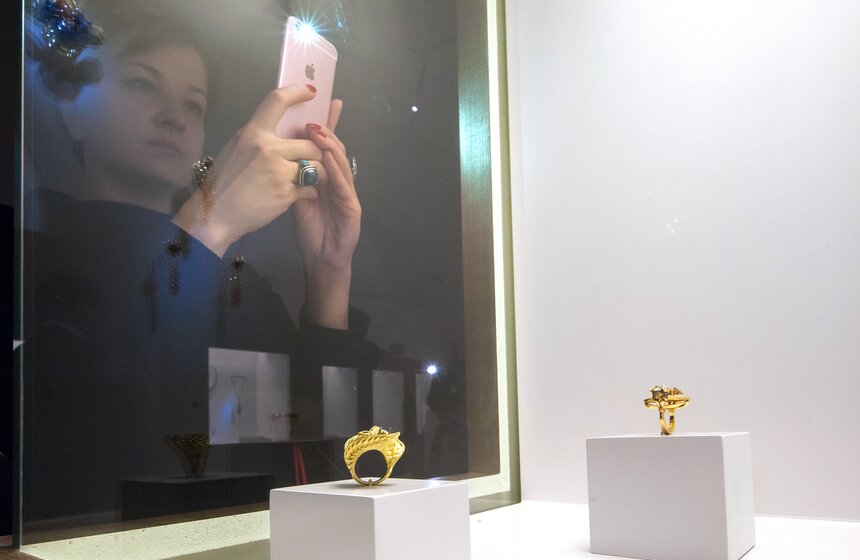 Выставка "Драгоценности, вдохновленные природой. Ильгиз Ф." 16 фото