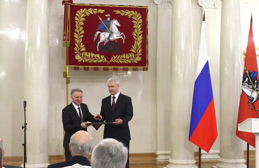 Мэр вручил государственные награды выдающимся москвичам 19 фото