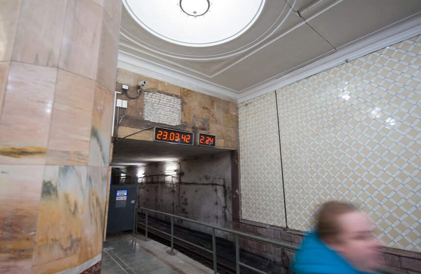 Как проходят реставрационные работы на станции "Киевская" 17 фото