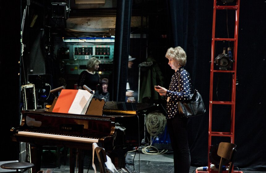 Спектакли "Золотой маски": "Кабаре Брехт" 10 фото